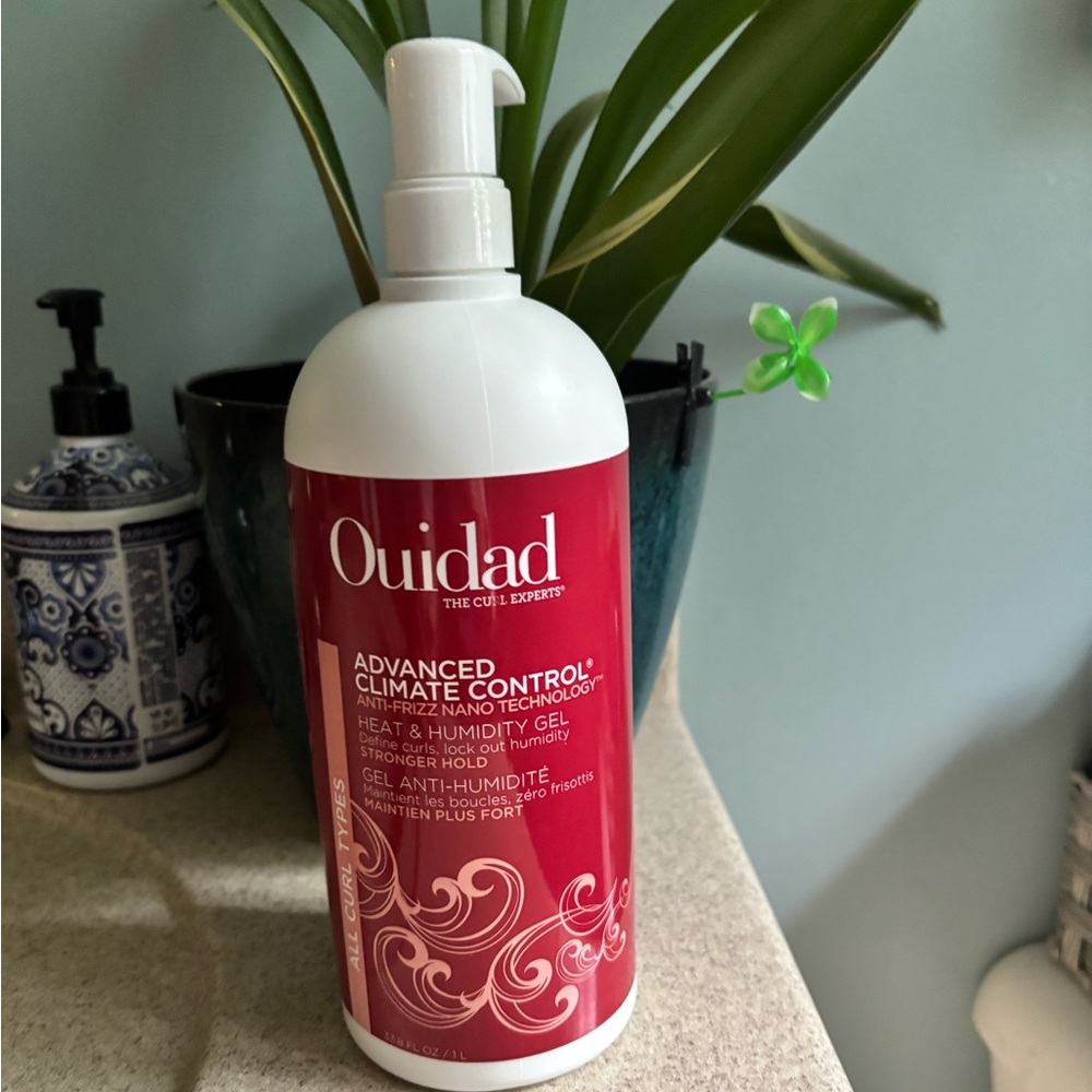 Ouidad Advanced Climate Control Heat Humidity Gel 33.8oz SiliconeFree Anti-Frizz